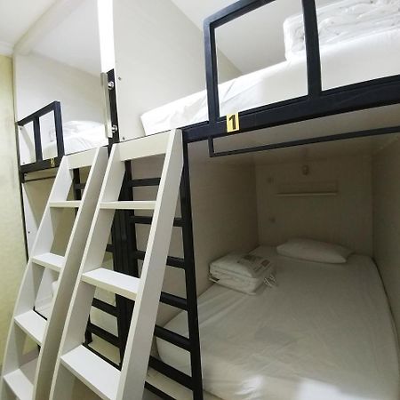 Homiestay Jakarta Kültér fotó