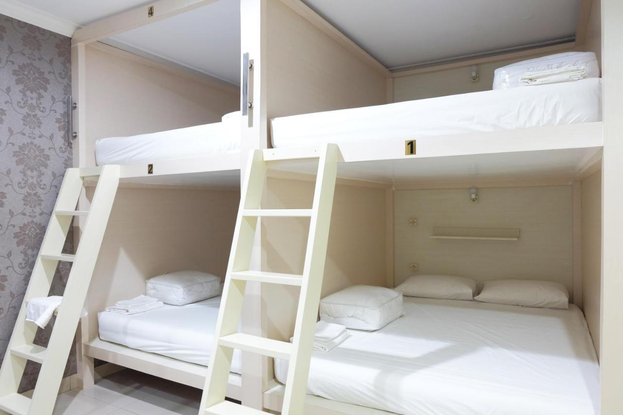 Homiestay Jakarta Kültér fotó